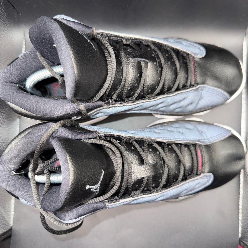 Jordan Black and Gray Classic Sneakers - Picture 7 of 11
